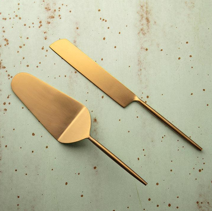 Aura Gold Gold Cake Serving Set of Two